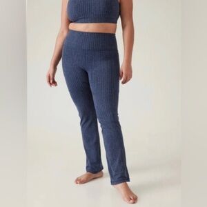ATHLETA ELATION TEXTURED STRAIGHT LEG